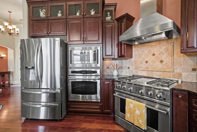 2227 Twin Peaks Ct, Spring Hill, TN 37174