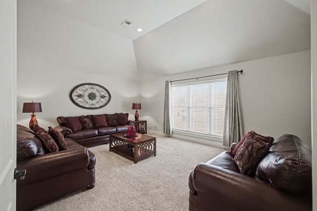 2227 Twin Peaks Ct, Spring Hill, TN 37174