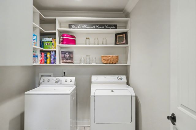 2227 Twin Peaks Ct, Spring Hill, TN 37174