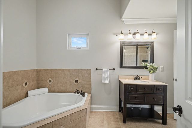 2227 Twin Peaks Ct, Spring Hill, TN 37174