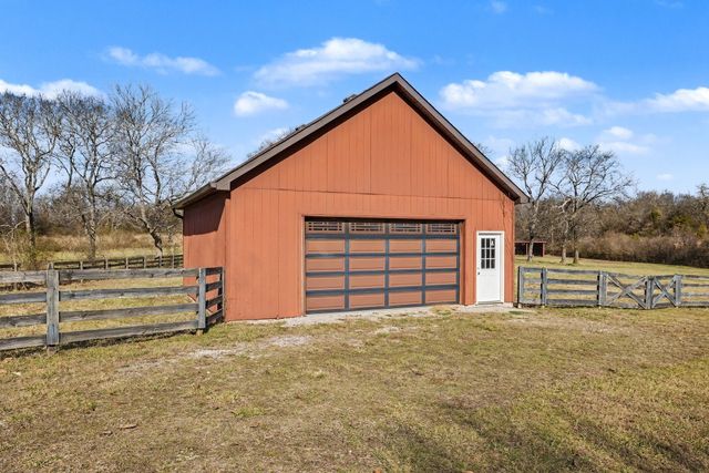 2227 Twin Peaks Ct, Spring Hill, TN 37174