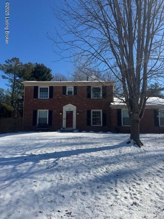 9100 Trentham Ct, Louisville, KY 40242