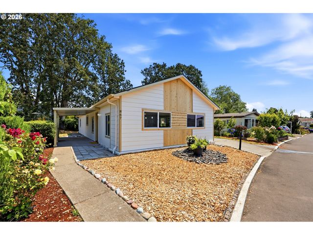 867 Sw LIBERTY BELL Dr, Beaverton, OR 97006