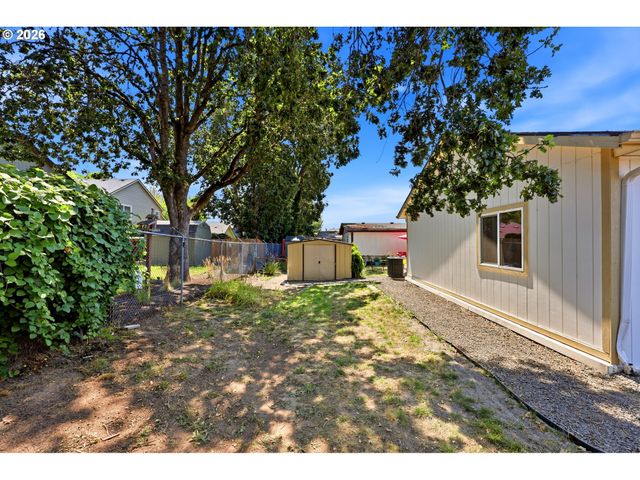 867 Sw LIBERTY BELL Dr, Beaverton, OR 97006