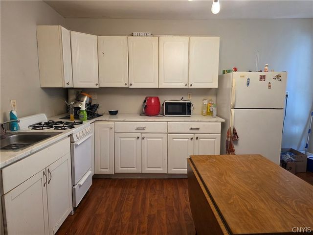 1002 Park Avenue, Utica, NY 13501