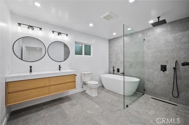 14328 Emelita Street, Sherman Oaks, CA 91401