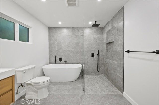 14328 Emelita Street, Sherman Oaks, CA 91401