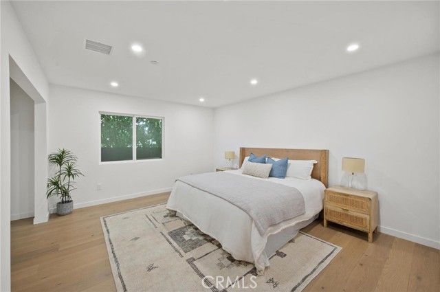 14328 Emelita Street, Sherman Oaks, CA 91401