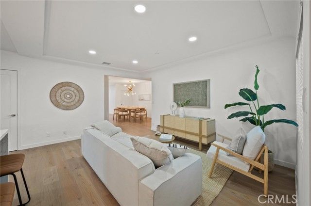 14328 Emelita Street, Sherman Oaks, CA 91401