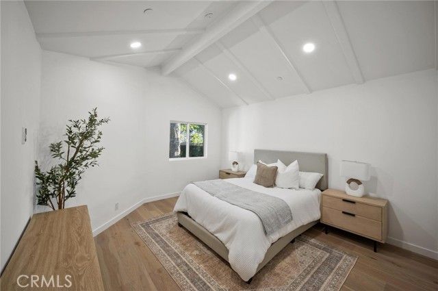 14328 Emelita Street, Sherman Oaks, CA 91401