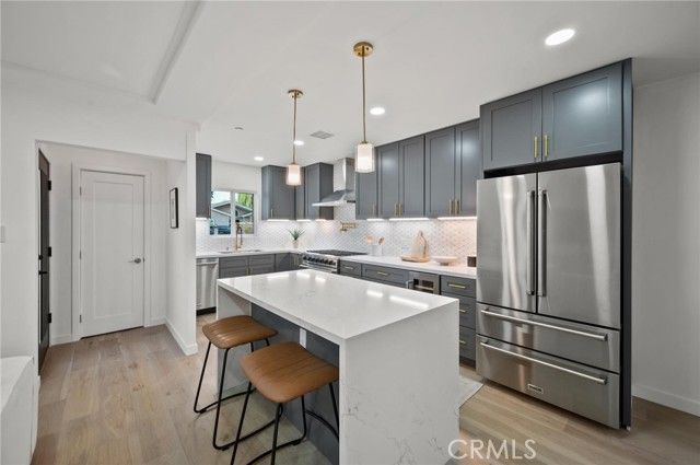 14328 Emelita Street, Sherman Oaks, CA 91401