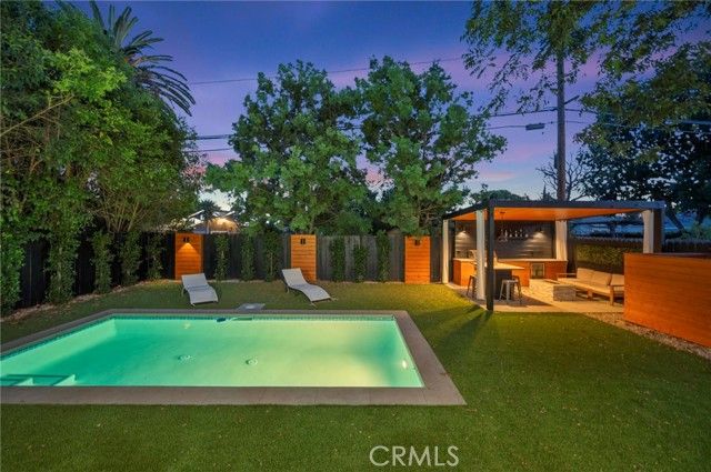 14328 Emelita Street, Sherman Oaks, CA 91401