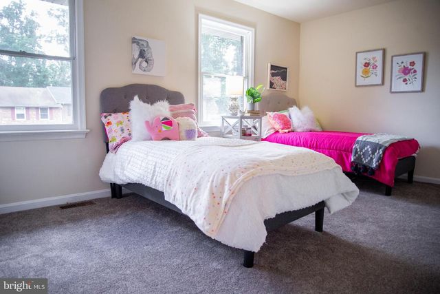 208 FARRELL LN, Fredericksburg, VA 22401