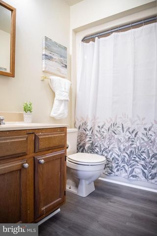 208 FARRELL LN, Fredericksburg, VA 22401