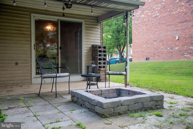 208 FARRELL LN, Fredericksburg, VA 22401