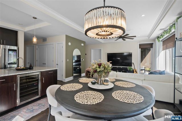 250 Henley Place 210, Weehawken, NJ 07086