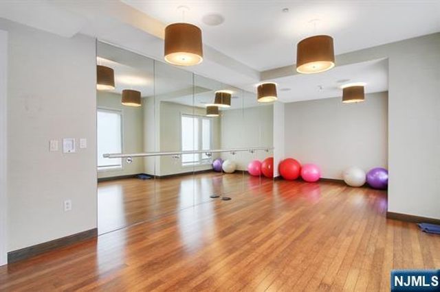 250 Henley Place 210, Weehawken, NJ 07086