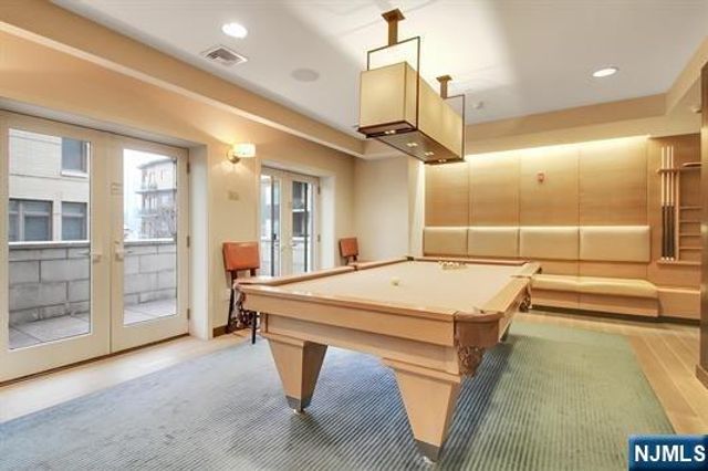 250 Henley Place 210, Weehawken, NJ 07086