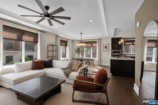 250 Henley Place 210, Weehawken, NJ 07086
