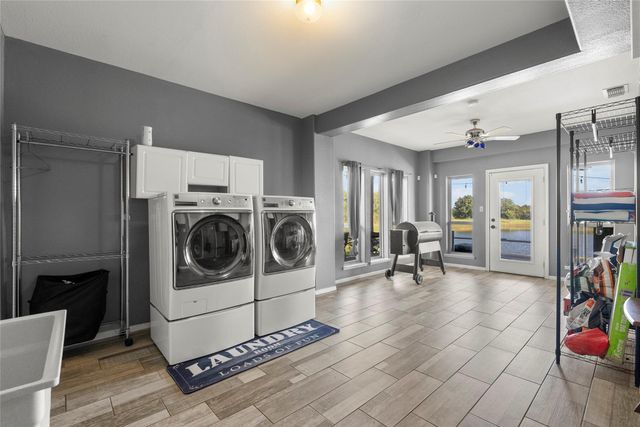 6510 Wig Street, San Leon, TX 77539