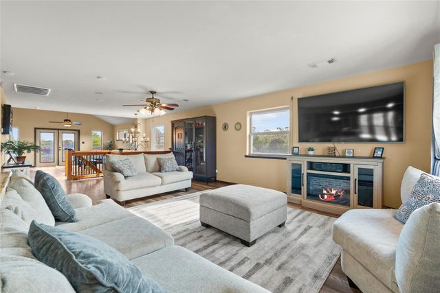 6510 Wig Street, San Leon, TX 77539