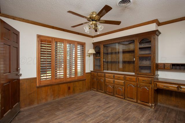 5321 Fulton Drive, Amarillo, TX 79109