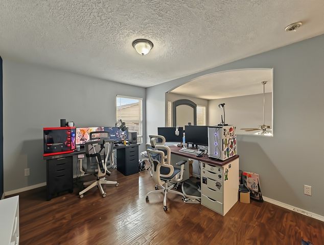 905 Molten, Albuquerque, NM 87120