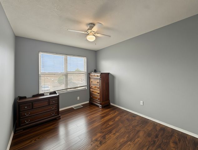 905 Molten, Albuquerque, NM 87120