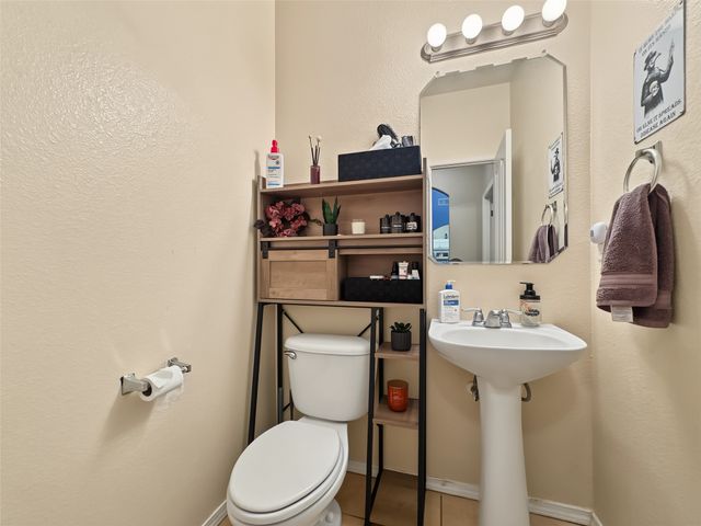 905 Molten, Albuquerque, NM 87120