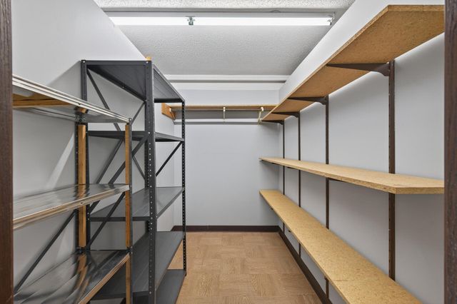 4710 58th Avenue N 202, Crystal, MN 55429