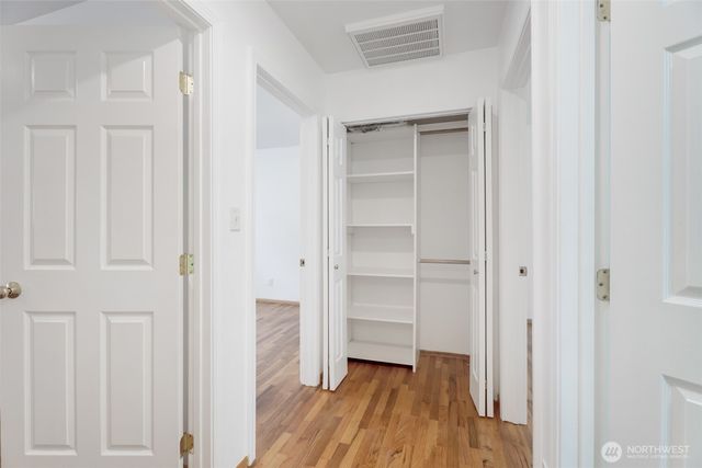 2002 Cascade Place W, University Place, WA 98466