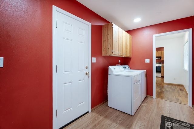 2002 Cascade Place W, University Place, WA 98466
