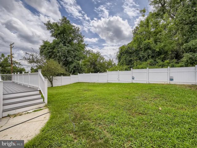 1826 FAIRVIEW AVE, Halethorpe, MD 21227