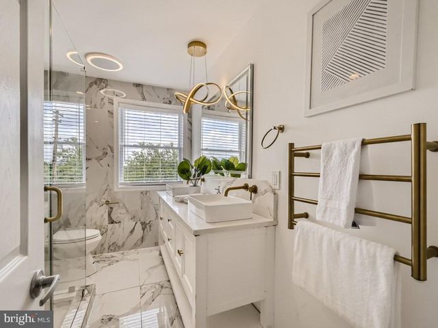 1826 FAIRVIEW AVE, Halethorpe, MD 21227