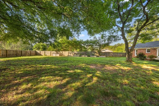 737 Lucerne Drive, Spartanburg, SC 29302