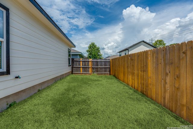 243 Mar Hill, Seguin, TX 78155