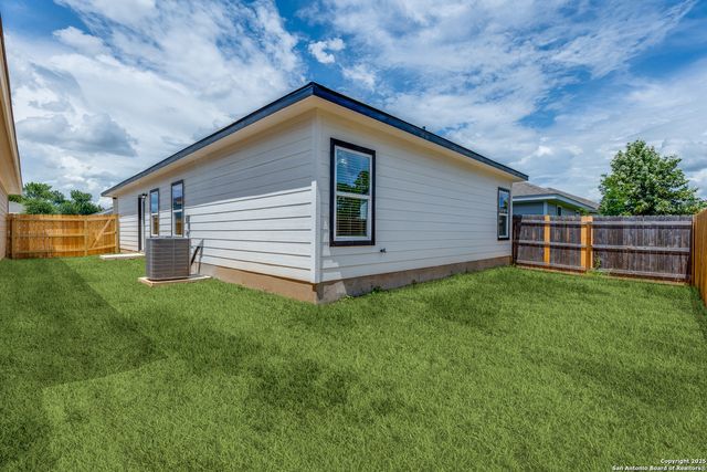 243 Mar Hill, Seguin, TX 78155