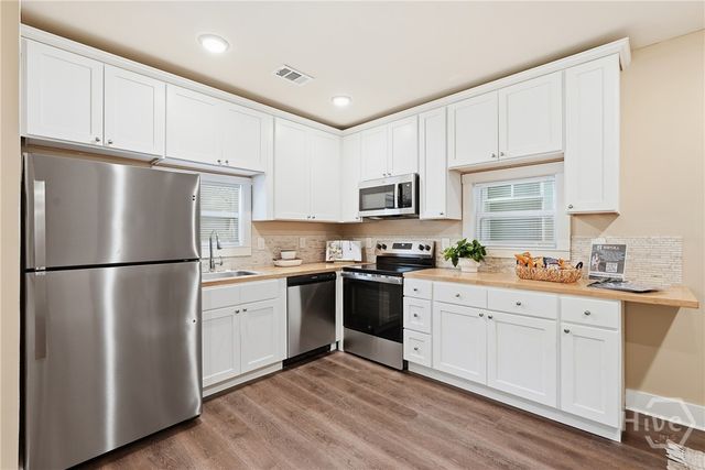 716 W 38th Street, Savannah, GA 31415