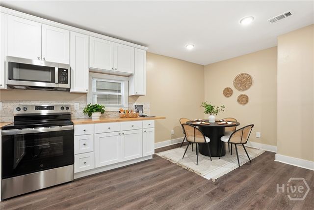 716 W 38th Street, Savannah, GA 31415