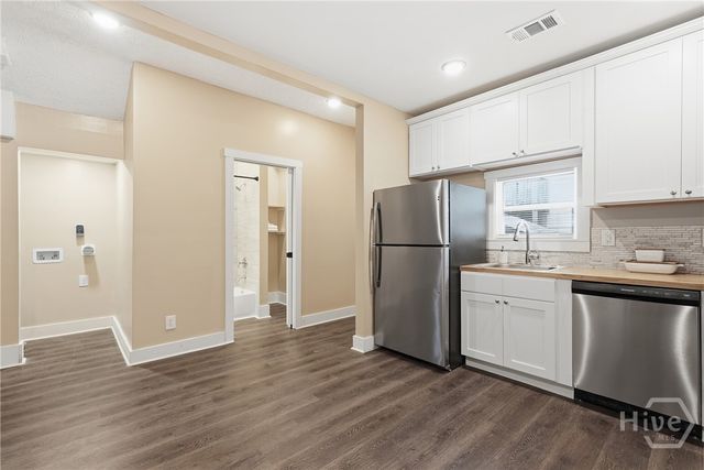 716 W 38th Street, Savannah, GA 31415