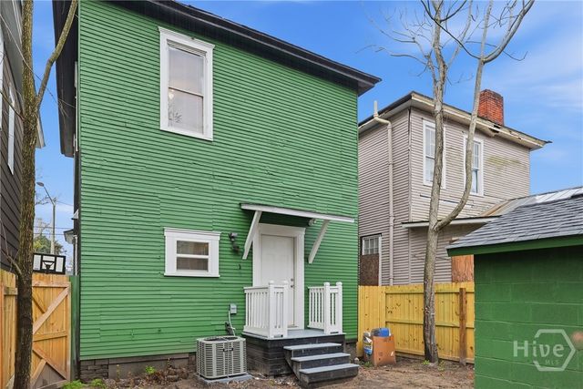 716 W 38th Street, Savannah, GA 31415