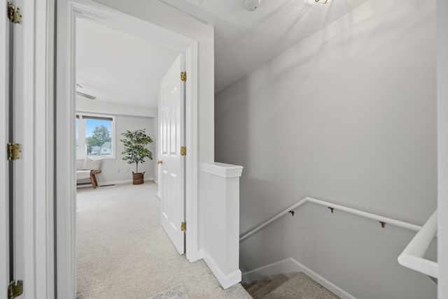 55 Littleton Rd 17B, Ayer, MA 01432