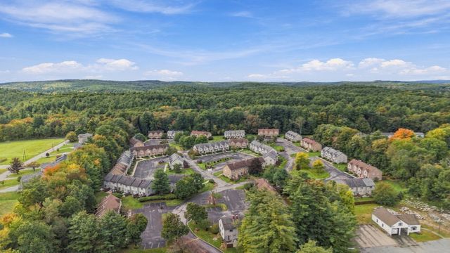 55 Littleton Rd 17B, Ayer, MA 01432