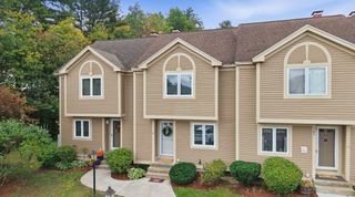 55 Littleton Rd 17B, Ayer, MA 01432