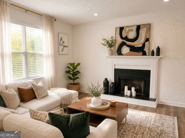 2290 Wilkins Cove, Decatur, GA 30035