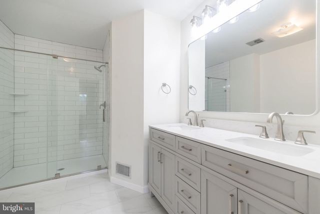 3883 ZELKOVA CT, Fairfax, VA 22033