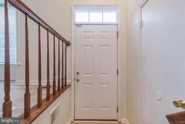 3883 ZELKOVA CT, Fairfax, VA 22033