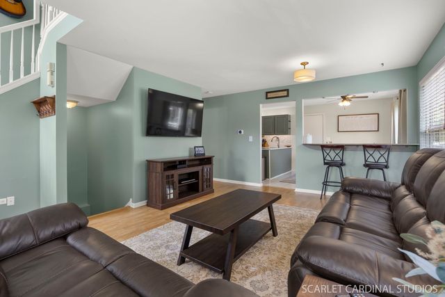 2328 Woodhill Court, Plainfield, IL 60586