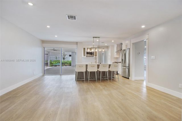 11011 SW 110th Rd, Miami, FL 33176