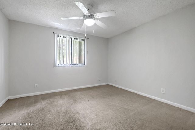 5811 ATLANTIC Boulevard 223, Jacksonville, FL 32207